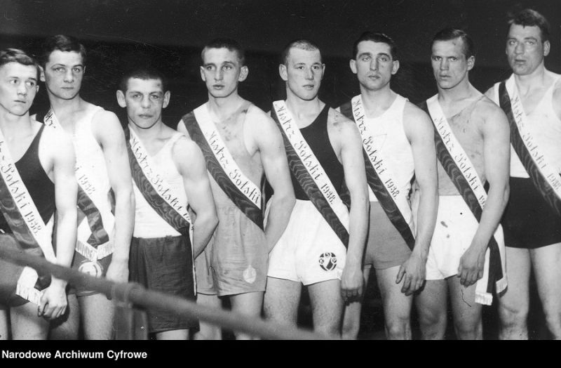 Plik:Boks MP łódź 1938.jpg