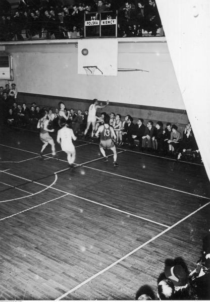 Plik:1939 Polska-Niemcy fot. 1 NAC.jpg